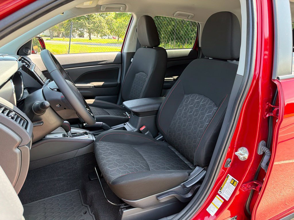 Used 2024 Mitsubishi Outlander Sport AWD image 22