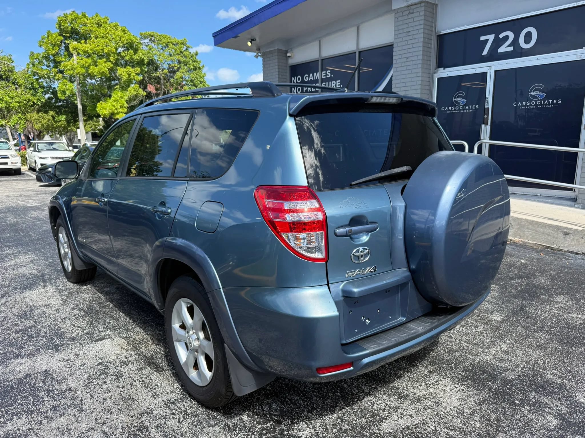 Used 2012 Toyota RAV4 Limited w/ Premium Plus Value Pkg AWD/4WD image 6