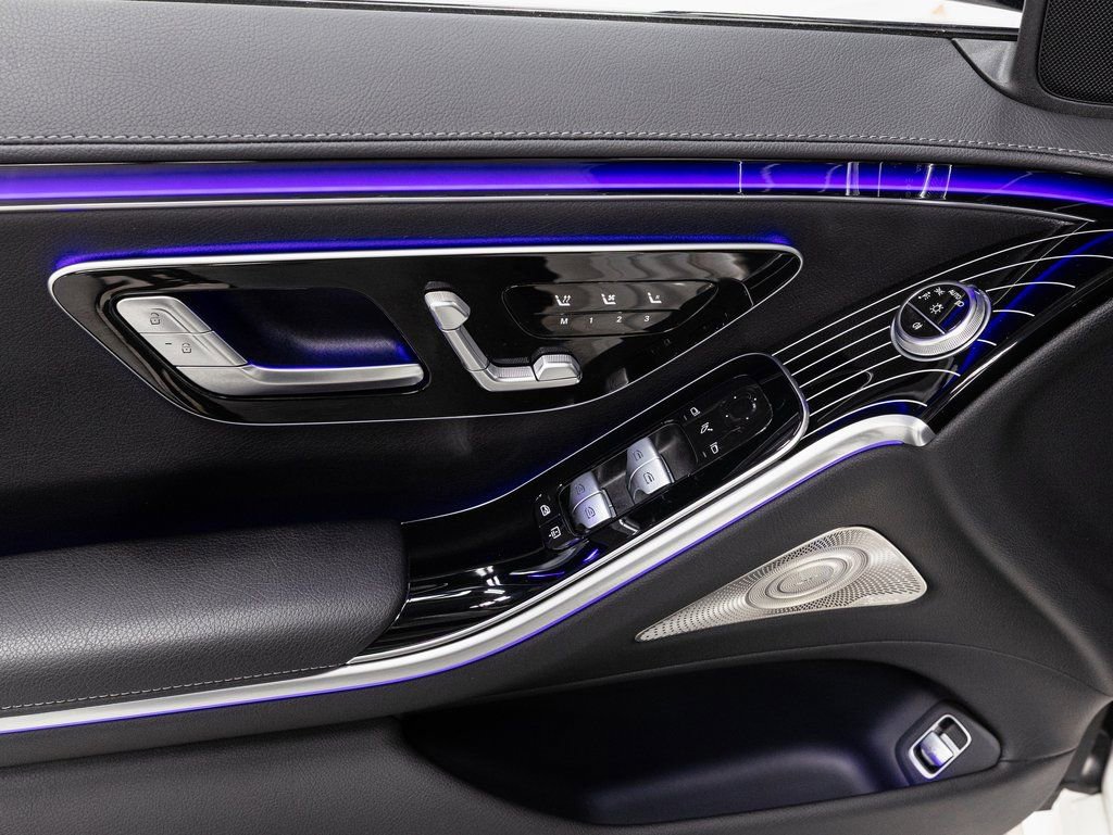 Certified 2023 Mercedes-Benz S 500 4MATIC w/ AMG Line image 6