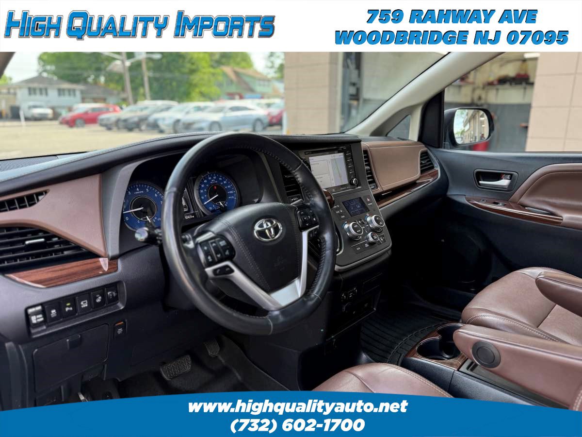 Used 2020 Toyota Sienna Limited Premium AWD/4WD image 41