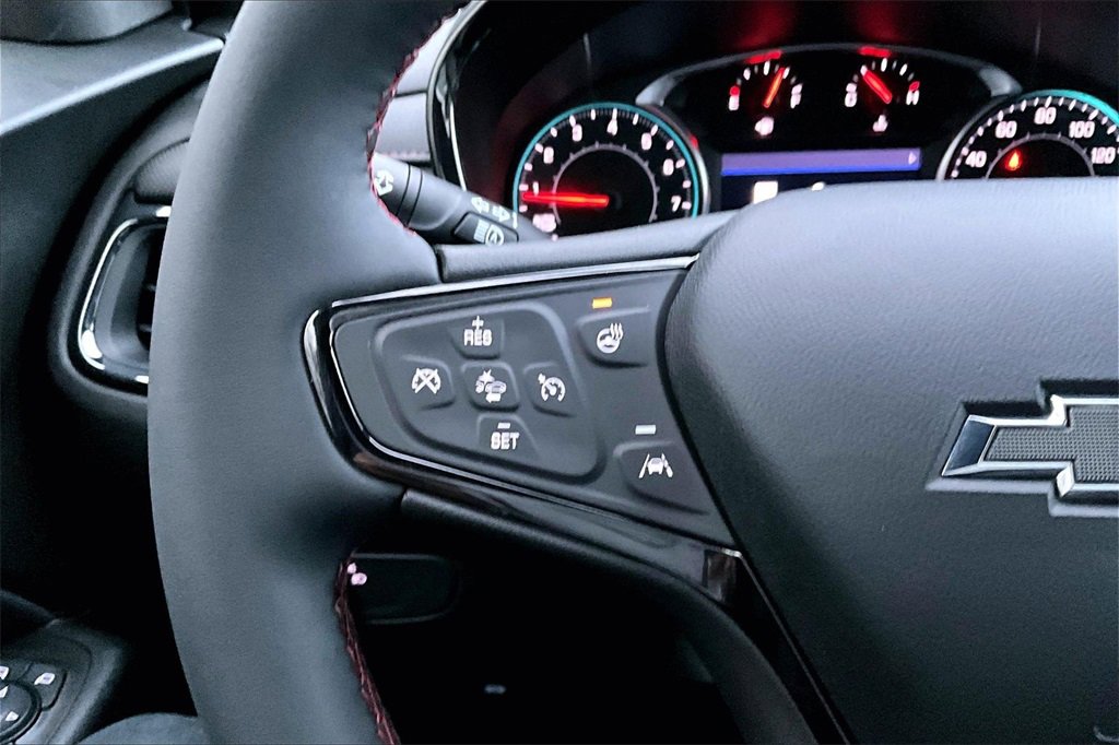 Used 2023 Chevrolet Equinox RS image 10