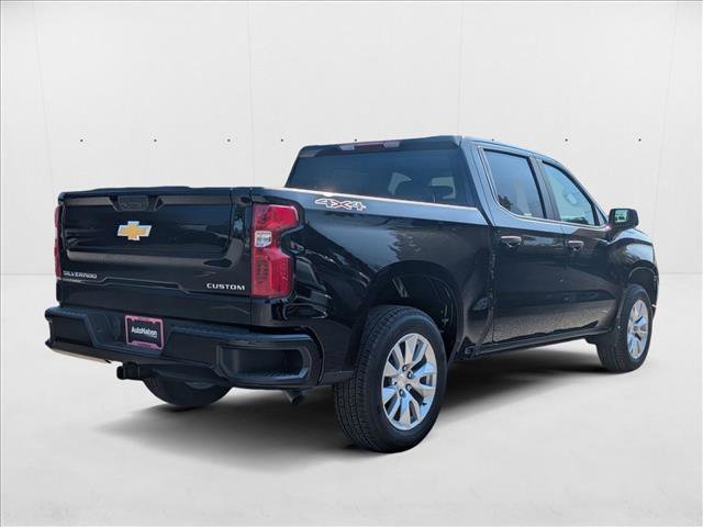 New 2026 Chevrolet Silverado 1500 Custom image 2