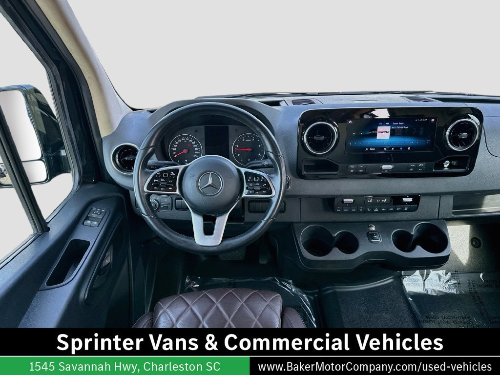 Used 2021 Mercedes-Benz Sprinter 2500 image 4