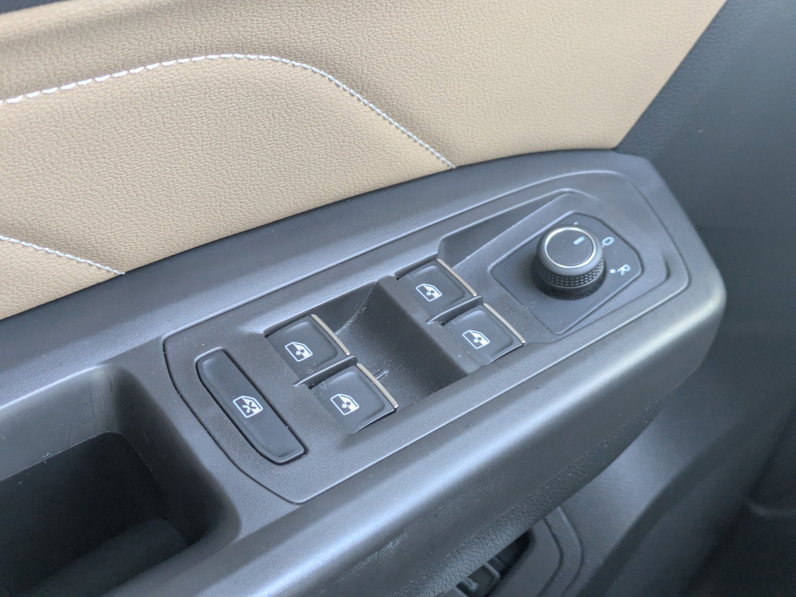 Used 2023 Volkswagen Atlas Cross Sport SE FWD image 24