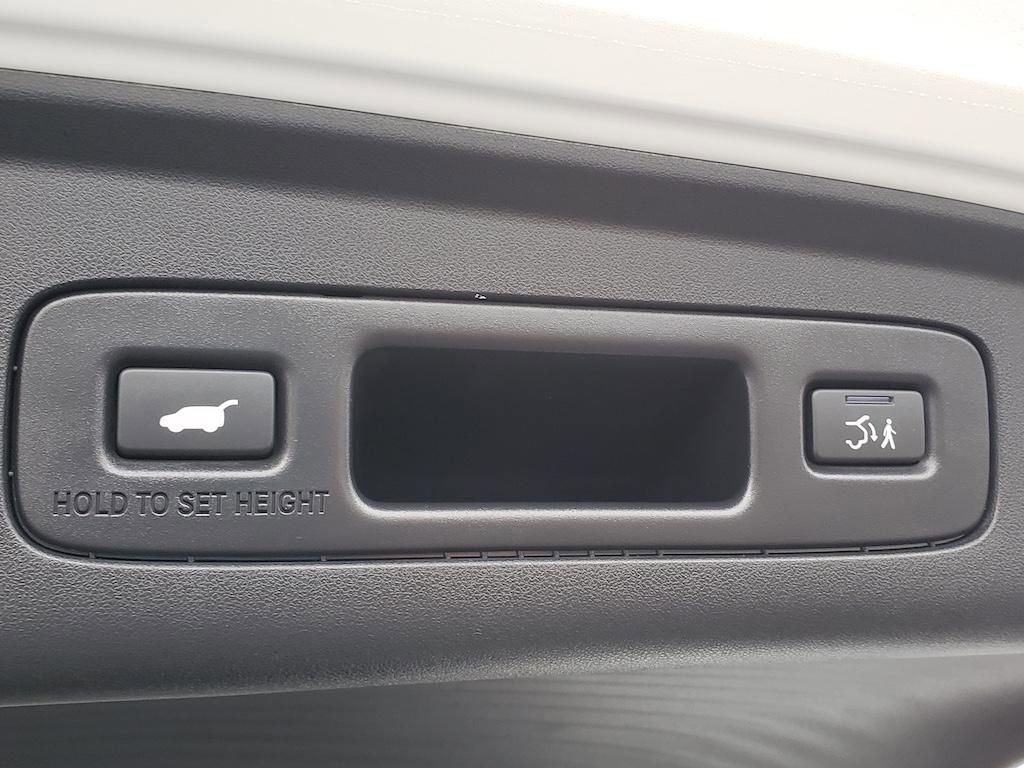 Certified 2025 Acura ADX A-Spec image 12