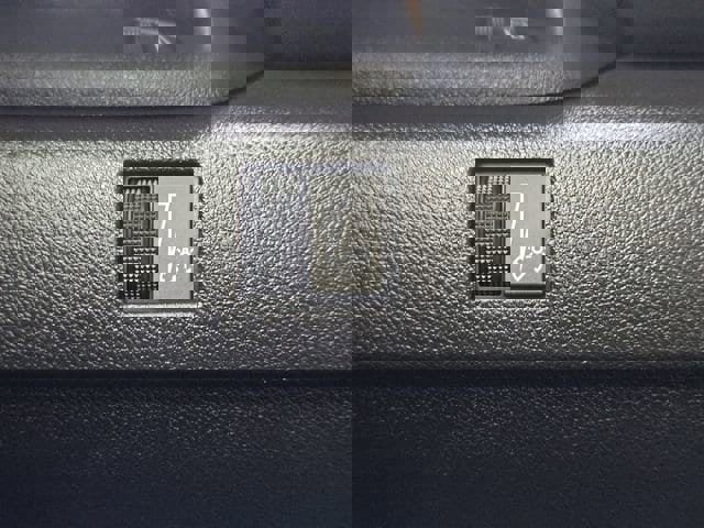 Used 2024 GMC Canyon Elevation w/ Convenience Package image 21