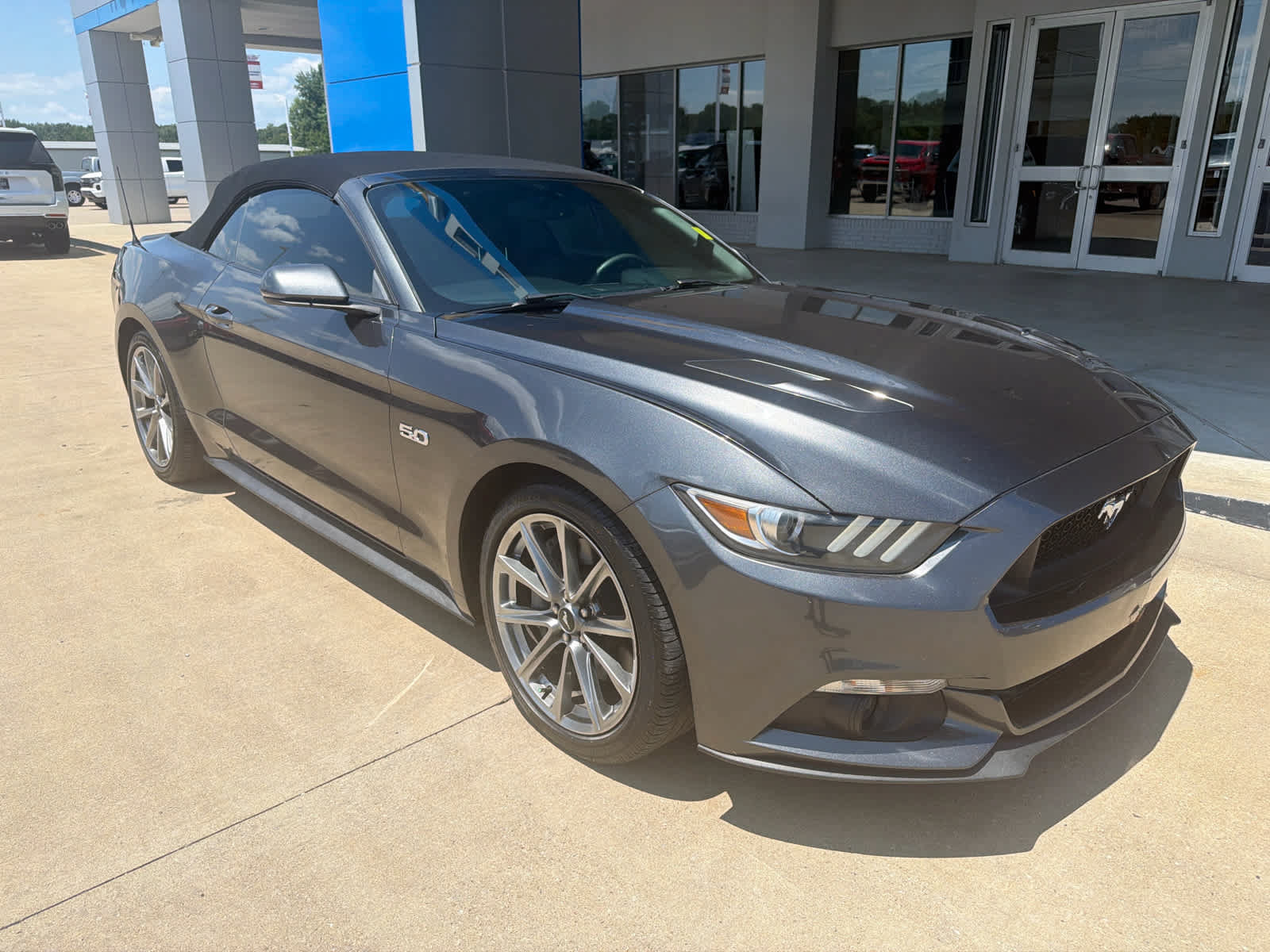 Used 2015 Ford Mustang GT Premium w/ Equipment Group 401A RWD image 8