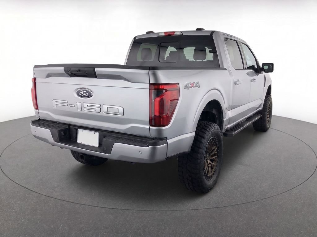 Used 2026 Ford F150 XLT w/ XLT Black Appearance Package AWD/4WD image 5