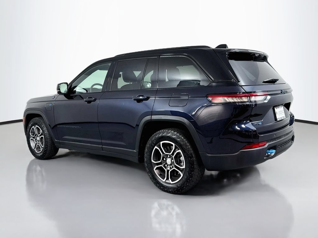 Used 2023 Jeep Grand Cherokee Trailhawk w/ Luxury Tech Group III AWD/4WD image 8