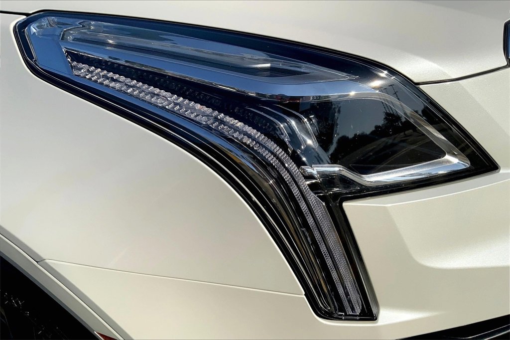 Certified 2023 Cadillac XT5 Sportv w/ Technology Package image 26
