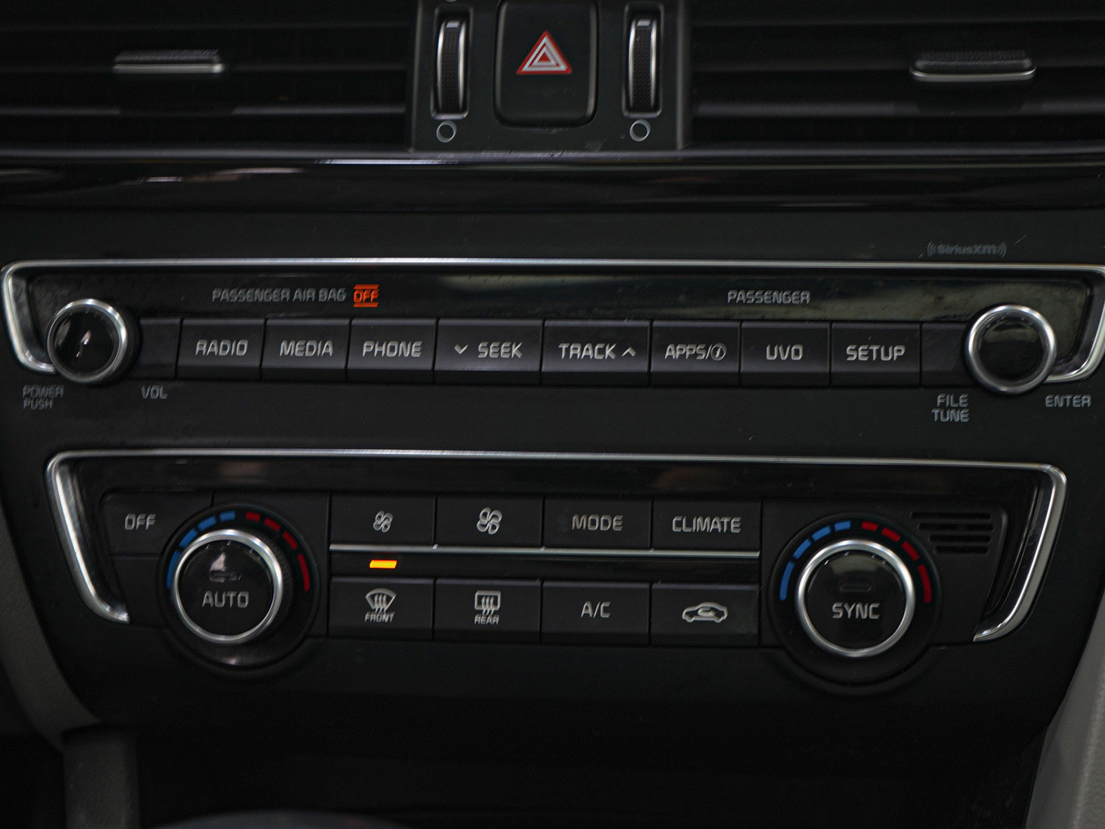 Used 2018 Kia Optima EX w/ Premium Package image 15