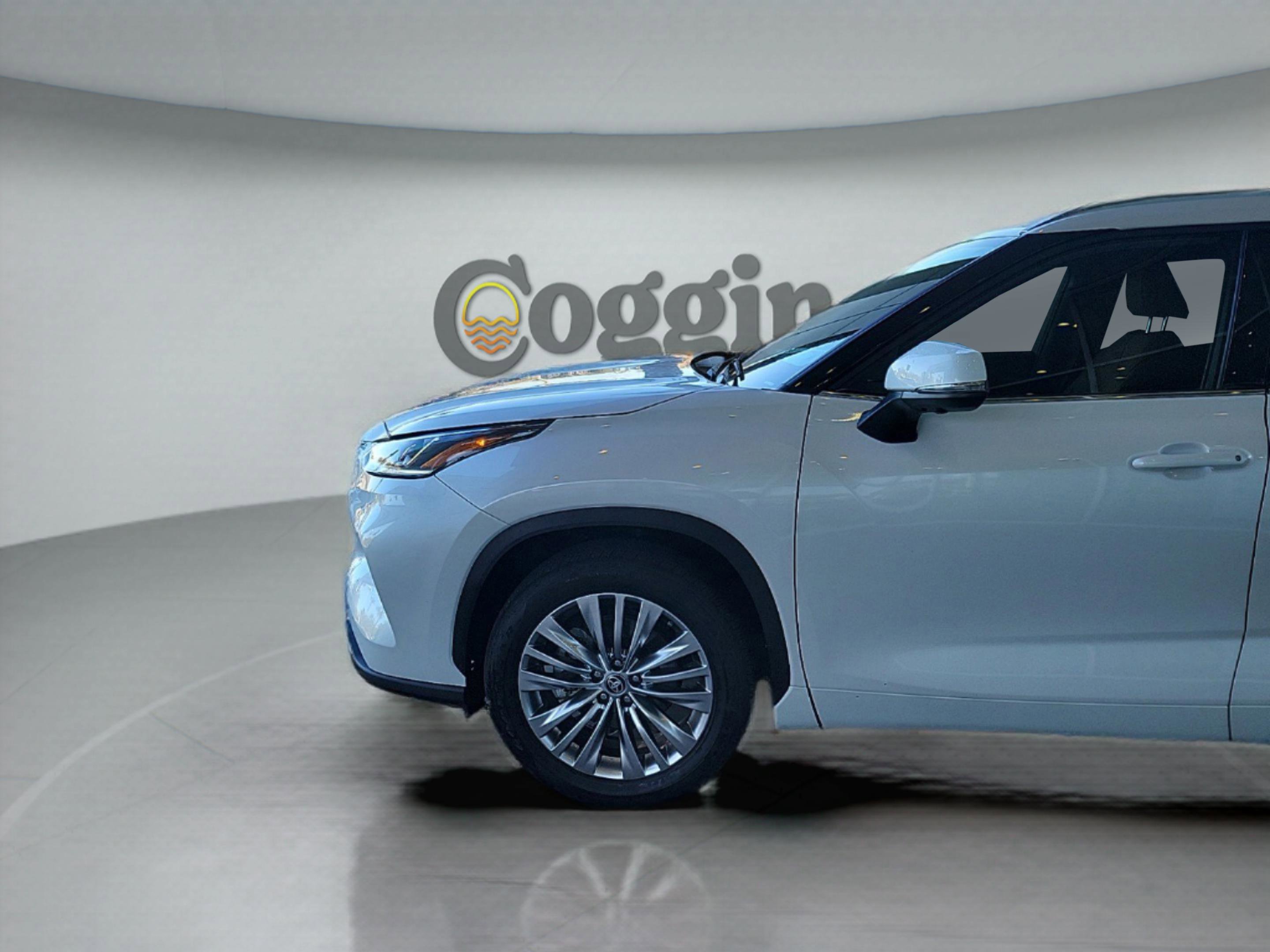 Used 2024 Toyota Highlander Platinum image 35