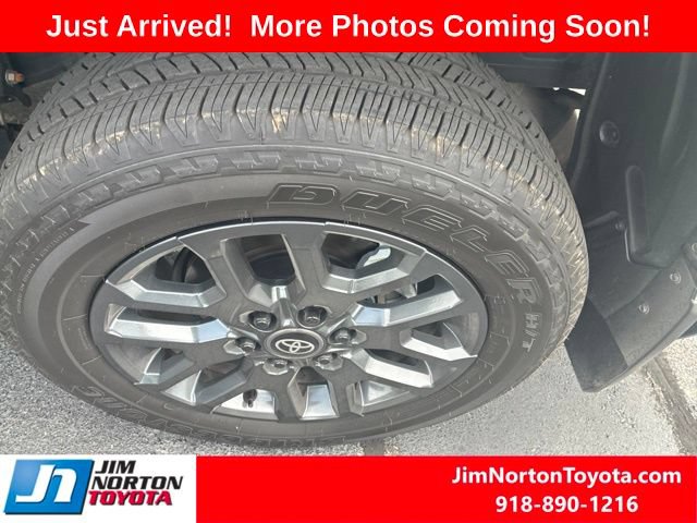 Used 2026 Toyota Tundra Platinum AWD/4WD image 11