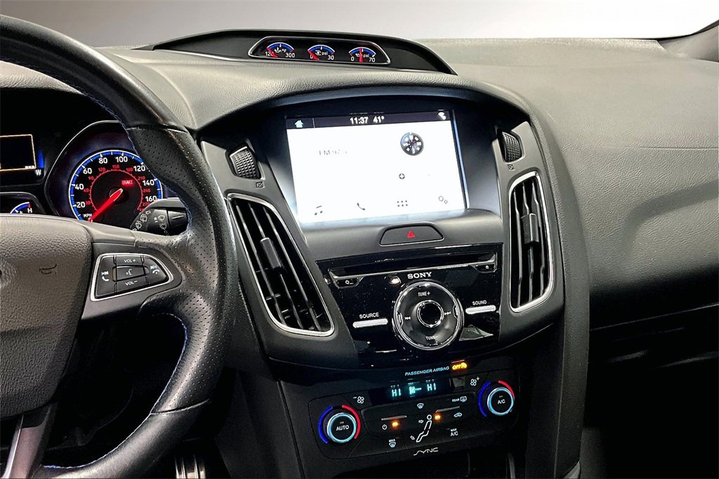 Used 2017 Ford Focus RS image 9