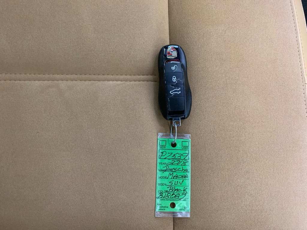 Used 2018 Porsche Macan image 45