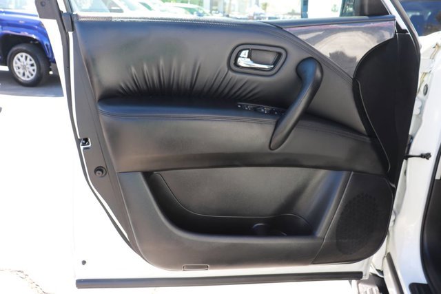 Used 2024 Nissan Armada SV image 8