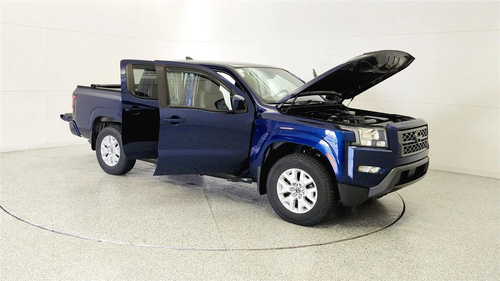 Used 2022 Nissan Frontier SV image 9