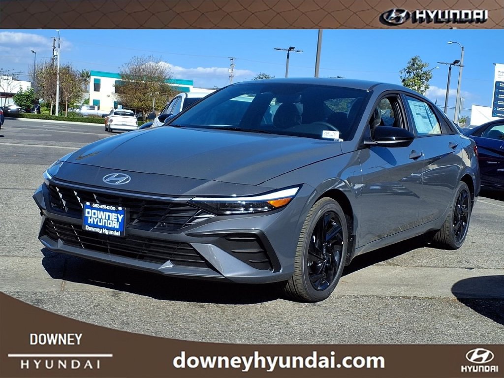New 2026 Hyundai Elantra Sport FWD 360° Tour