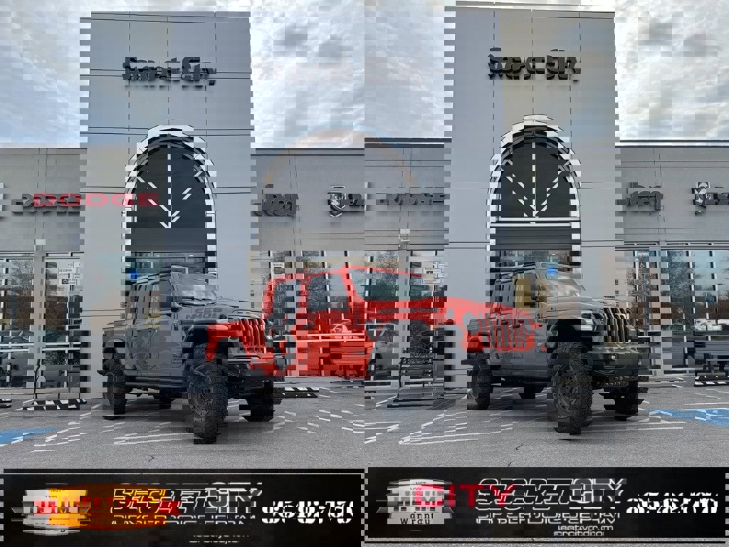 Used 2023 Jeep Gladiator Mojave w/ LED Lighting Group