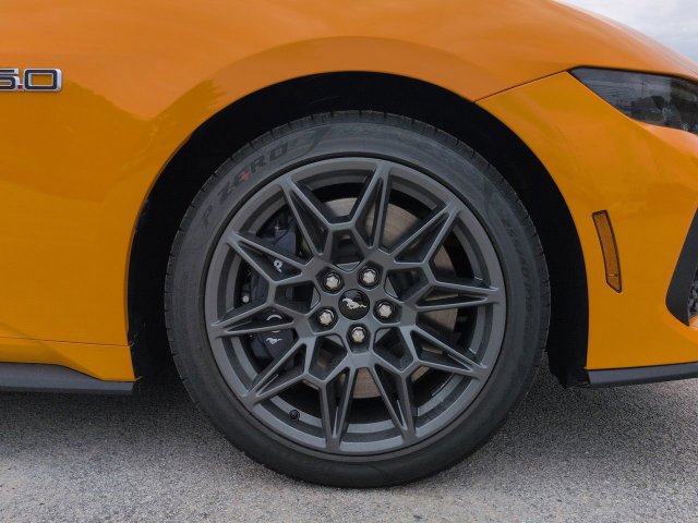 New 2026 Ford Mustang GT Premium w/ GT Performance Package RWD image 10