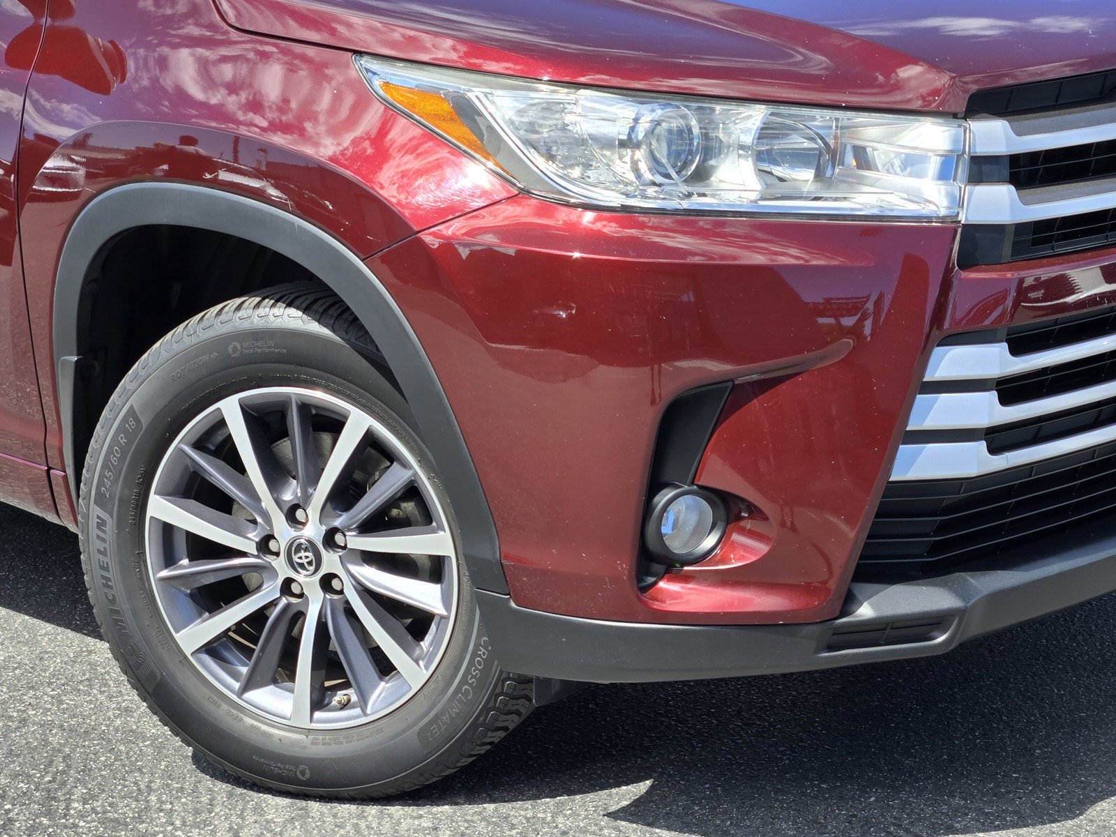 Used 2018 Toyota Highlander XLE image 9