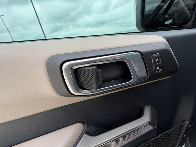 Used 2021 Ford Bronco Wildtrak AWD/4WD image 12