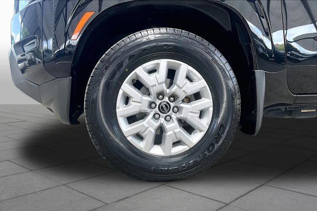 Certified 2022 Nissan Frontier SV w/ Technology Package RWD image 11