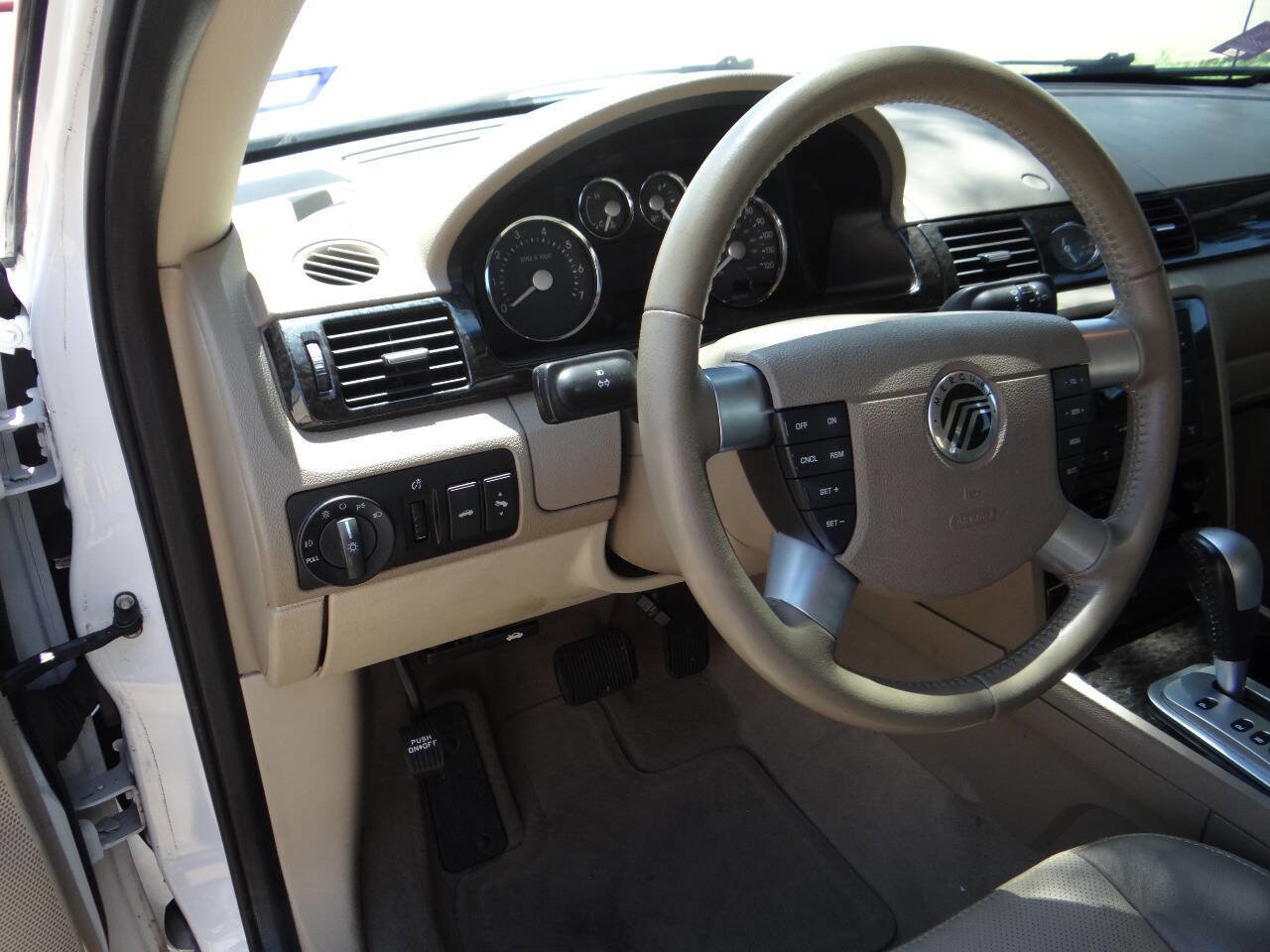 Used 2006 Mercury Montego Premier image 11