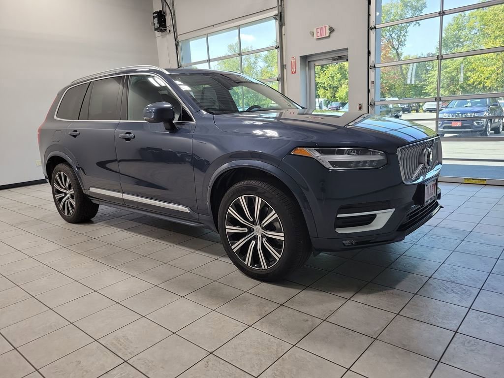 Used 2025 Volvo XC90 B5 Core image 21