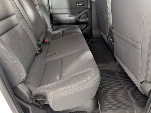 Used 2022 Nissan Frontier SV w/ Technology Package image 31