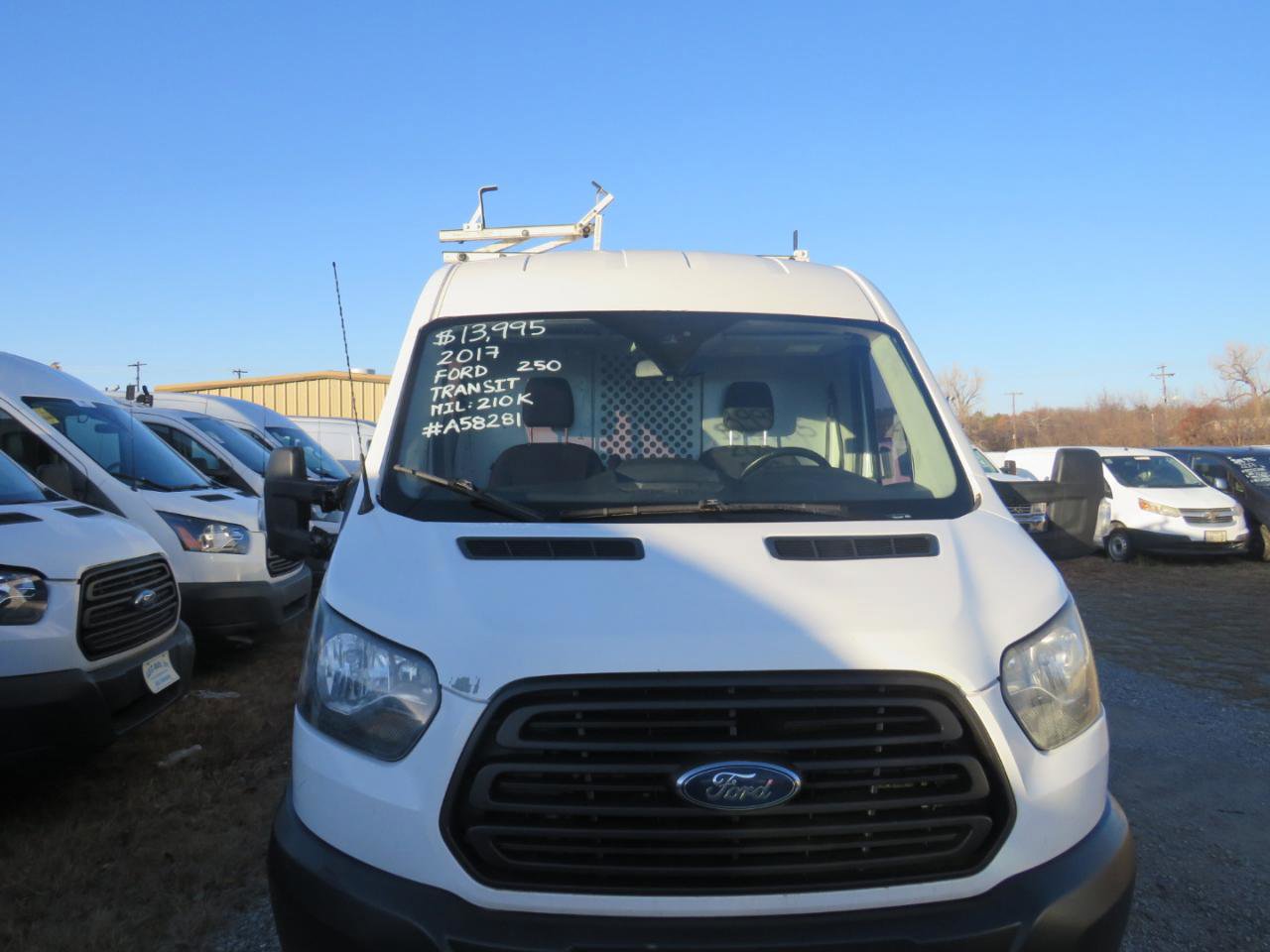 Used 2017 Ford Transit 250 130 Medium Roof RWD image 2