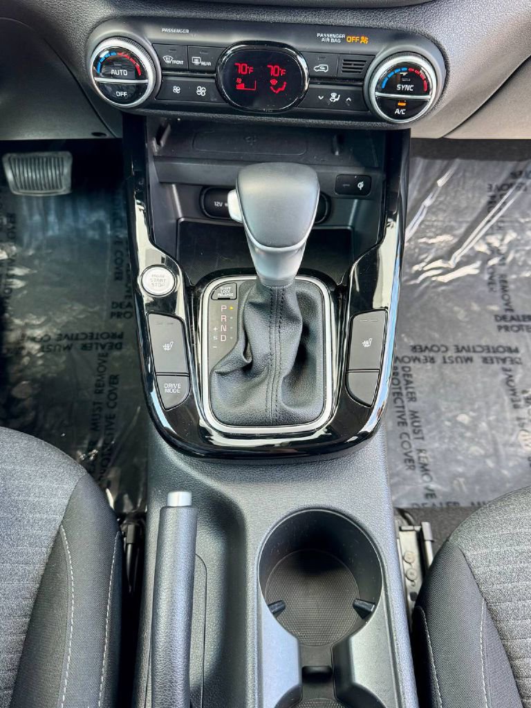 Used 2022 Kia Soul EX image 18