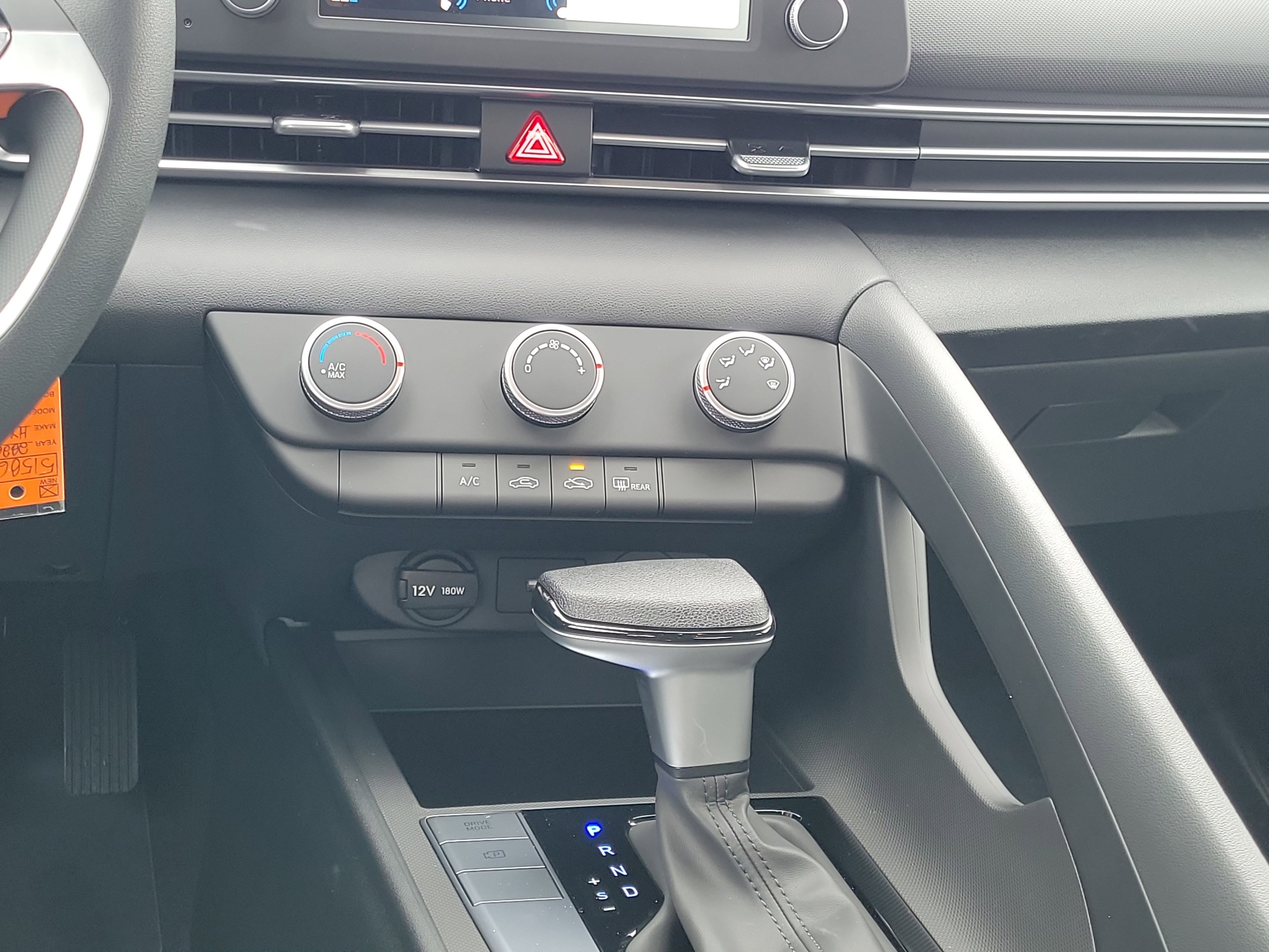 New 2026 Hyundai Elantra SE image 11