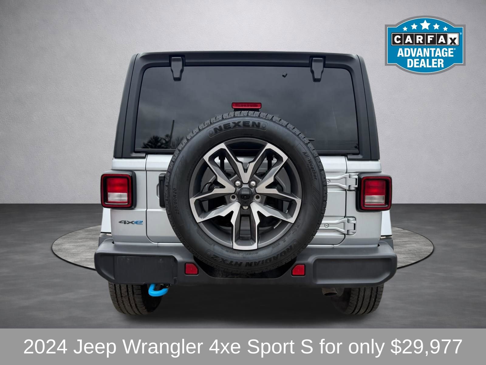 Used 2024 Jeep Wrangler Unlimited image 5