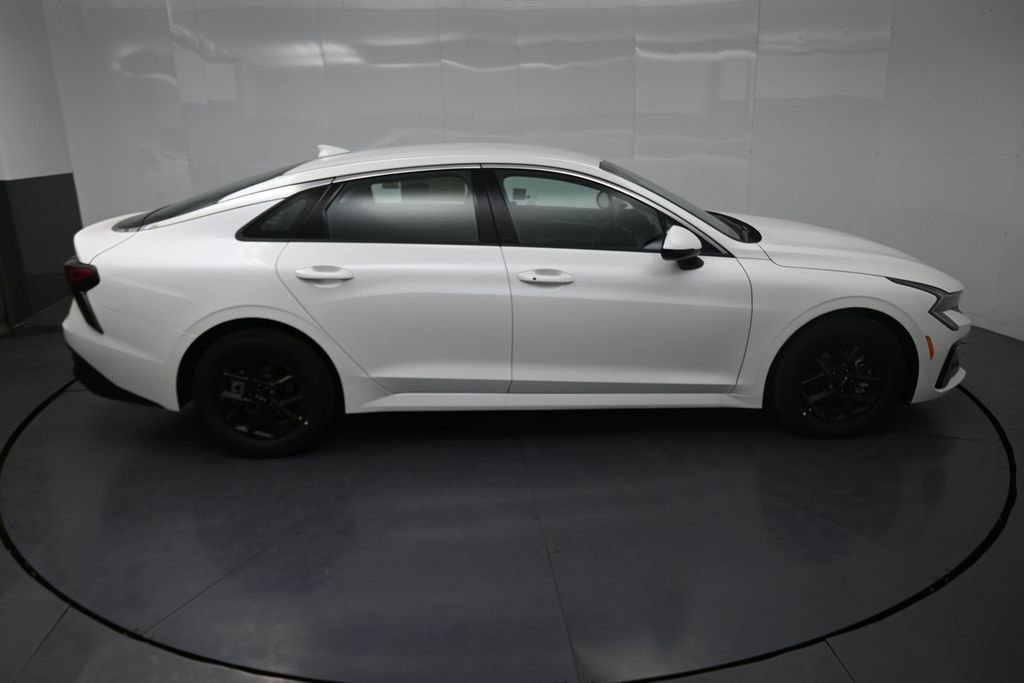 New 2026 Kia K5 LXS FWD image 10