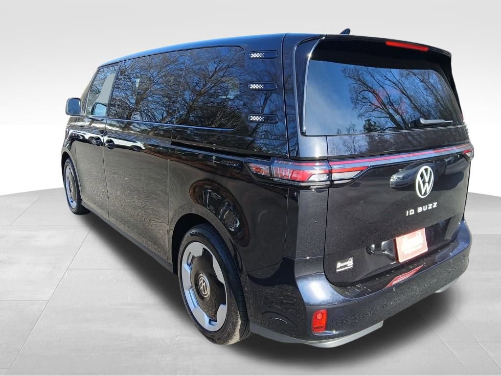 New 2025 Volkswagen ID. Buzz Pro S RWD image 3
