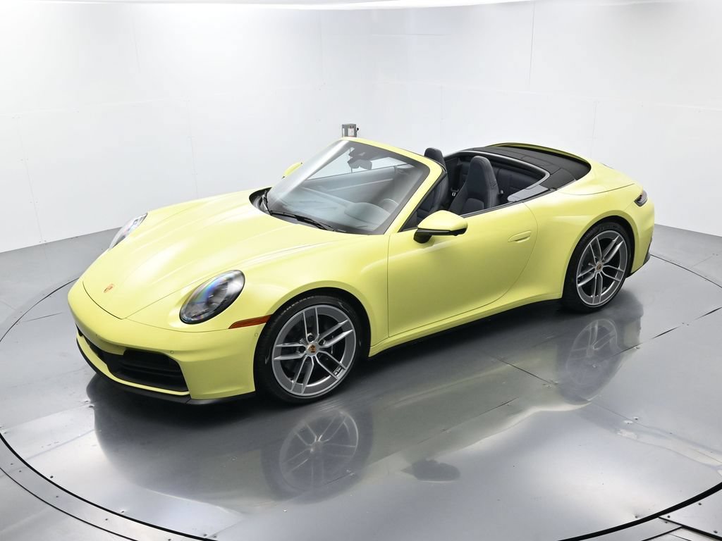 Certified 2025 Porsche 911 Carrera RWD image 40