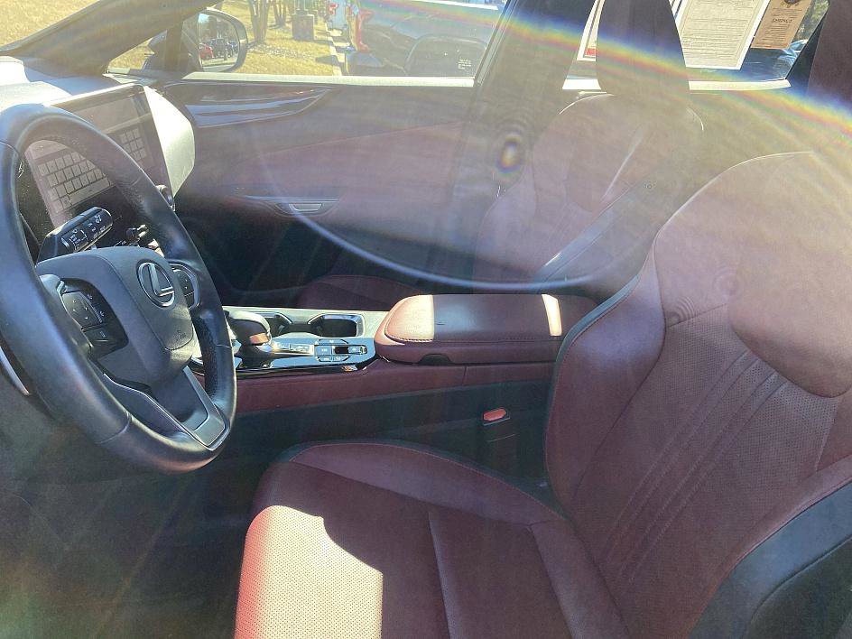 Used 2022 Lexus NX 350h AWD image 11