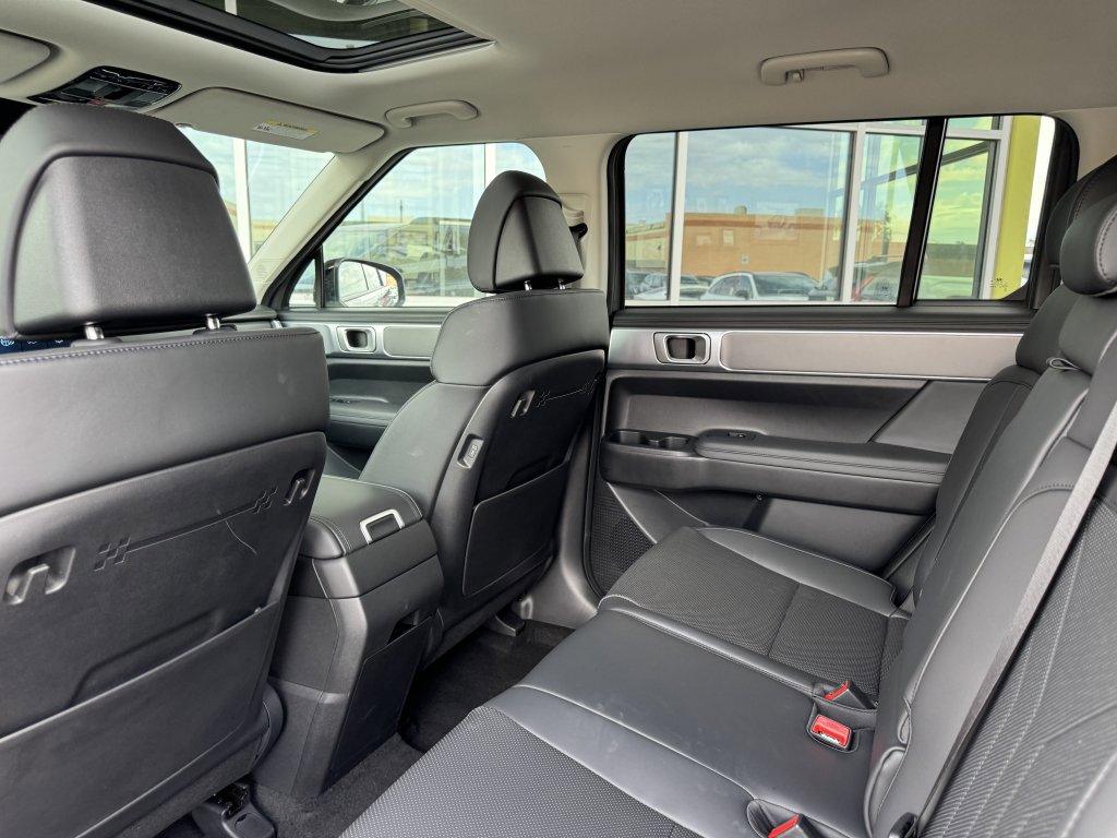 Used 2024 Hyundai Santa Fe XRT image 37