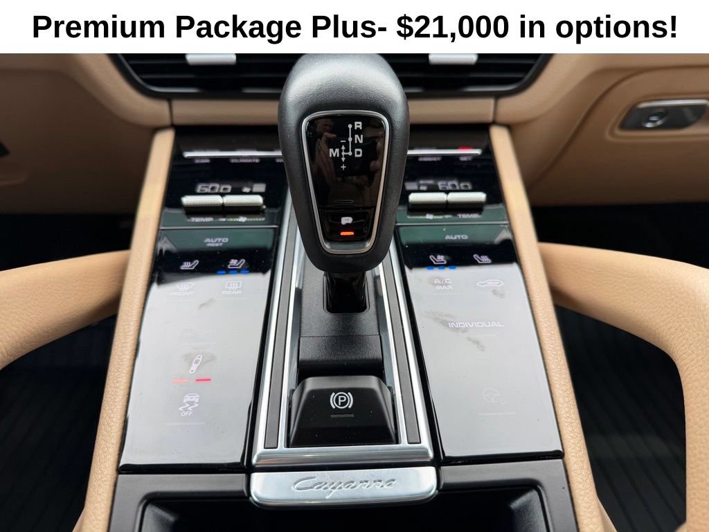 Used 2020 Porsche Cayenne E-Hybrid w/ Premium Plus Package AWD/4WD image 58