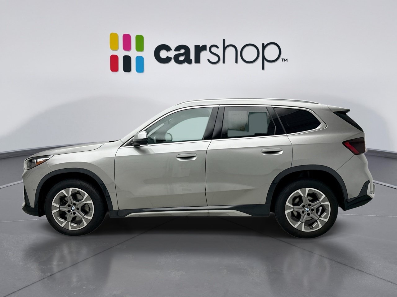 Used 2025 BMW X1 xDrive28i w/ Technology Package AWD/4WD image 2