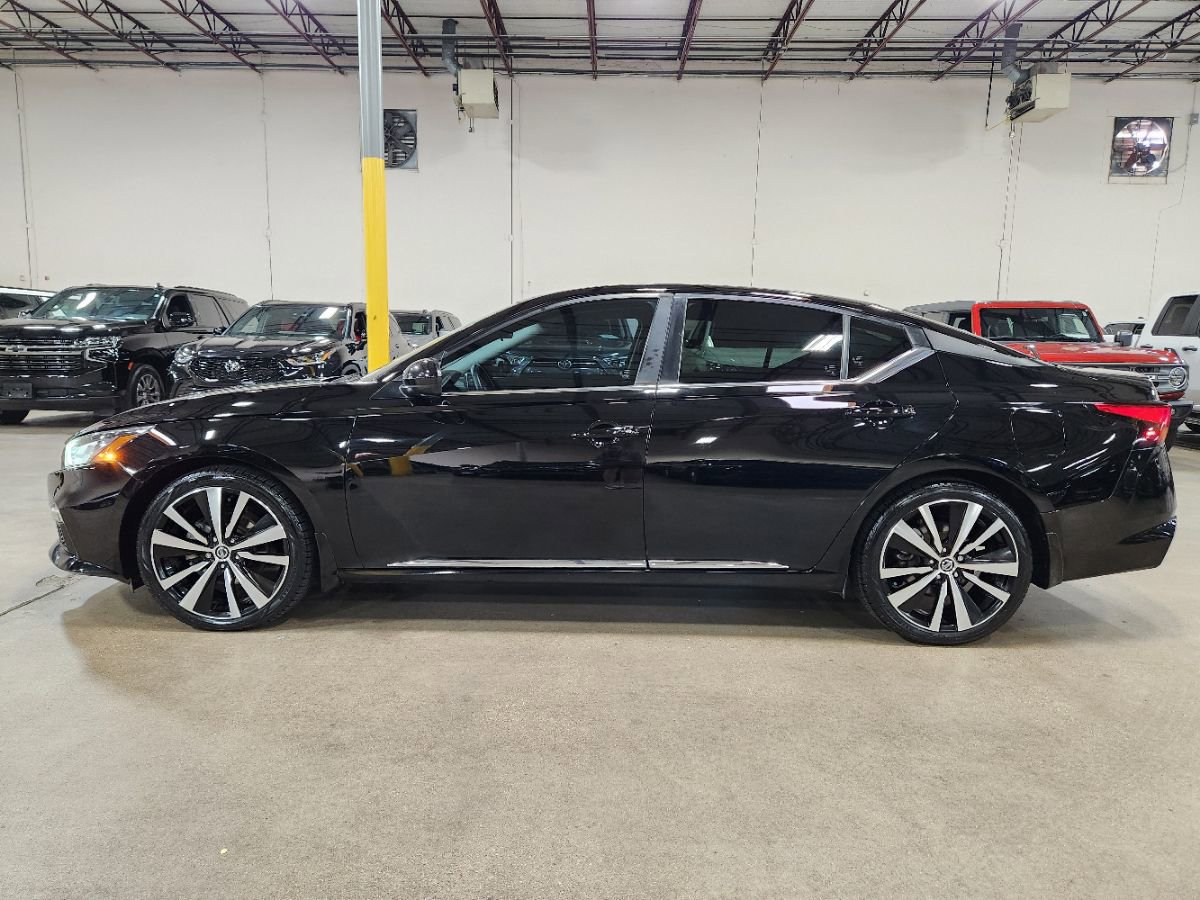 Used 2019 Nissan Altima 2.5 SR FWD image 7