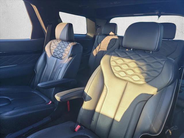 Used 2022 Hyundai Palisade Calligraphy image 14