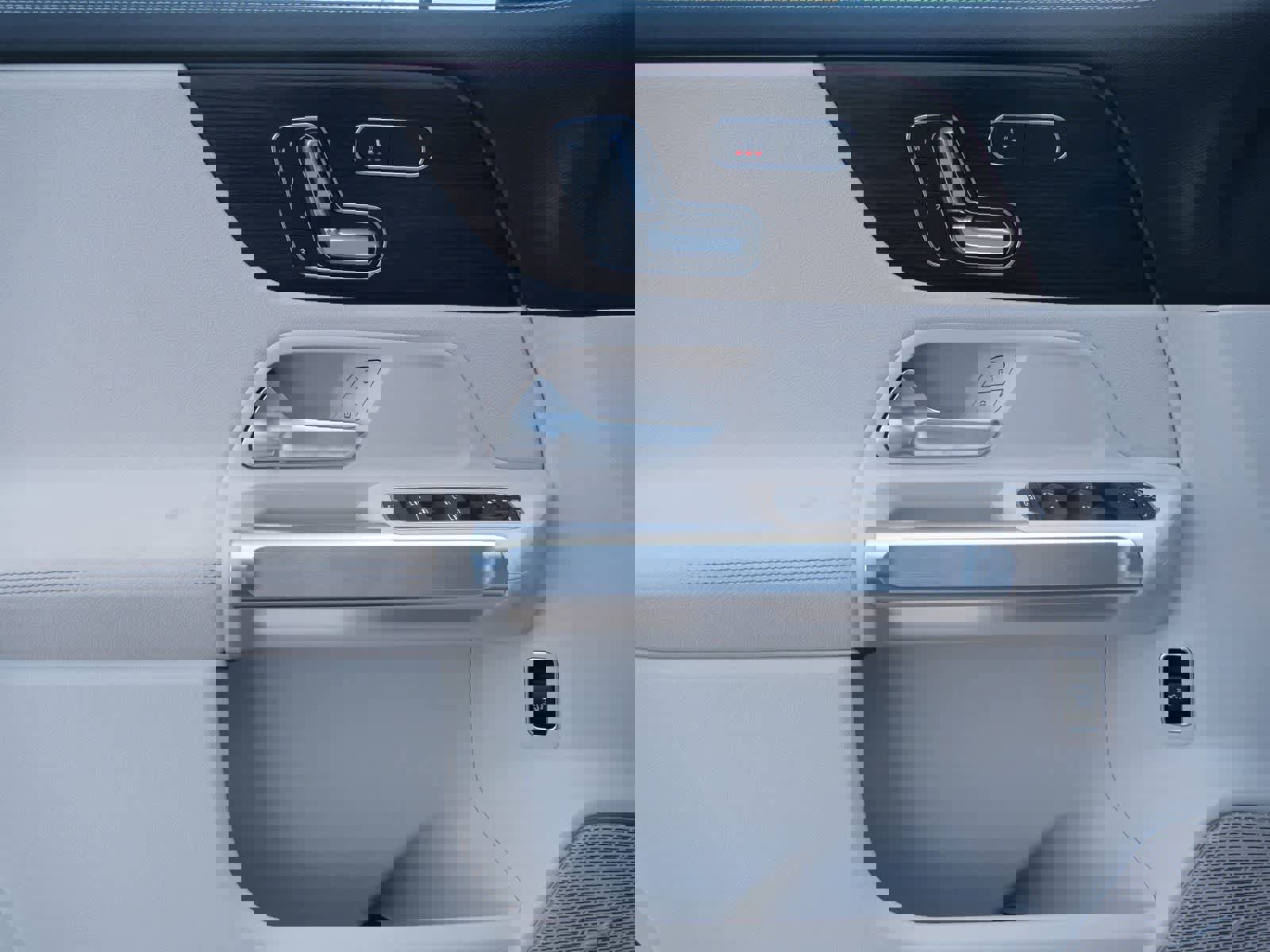 Used 2025 Mercedes-Benz EQB 300 4MATIC image 9