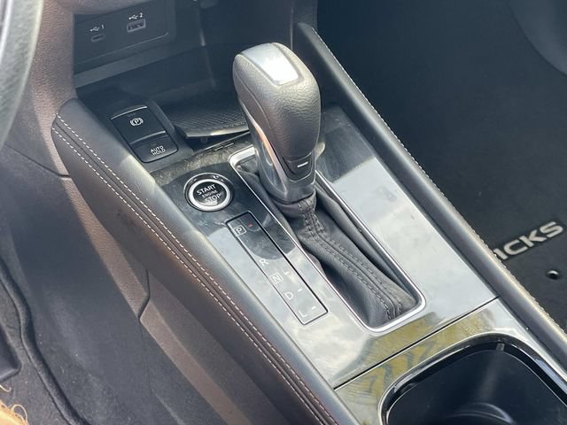 Certified 2024 Nissan Kicks SV w/ Interior Electronics Package FWD image 31