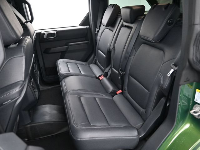Used 2025 Ford Bronco Badlands AWD/4WD image 27