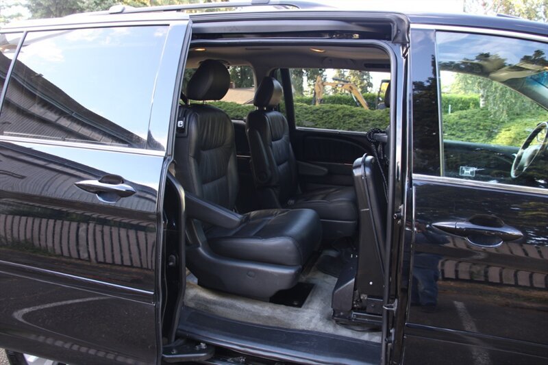 Used 2008 Honda Odyssey Touring image 7