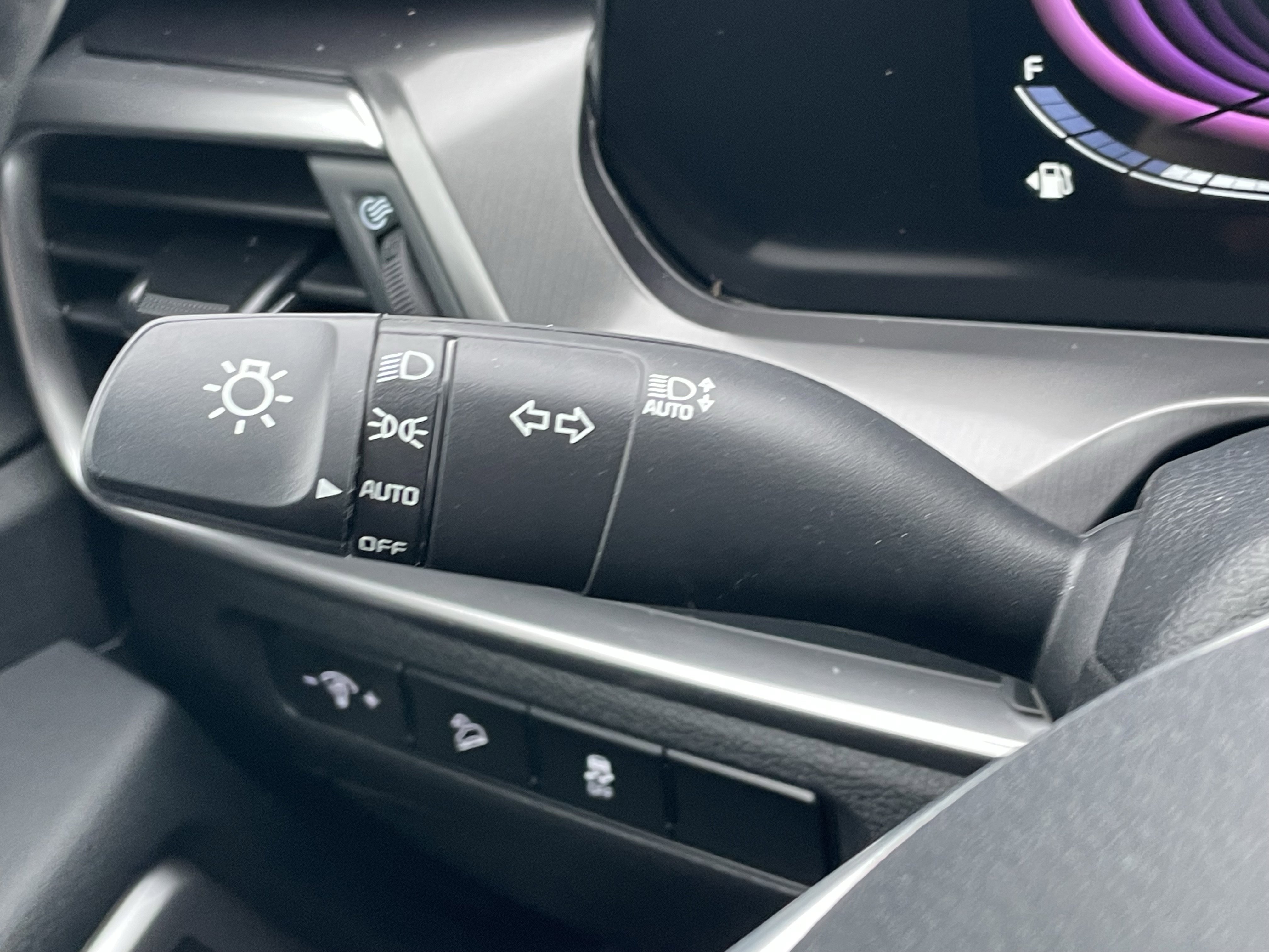 Used 2024 Kia Telluride S w/ S Sunroof Package image 18