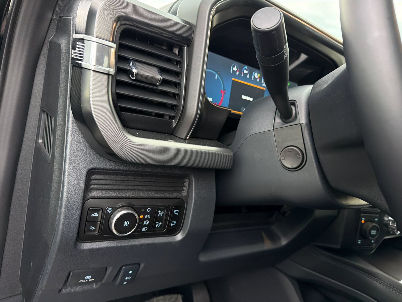 New 2026 Ford F350 Platinum AWD/4WD image 37