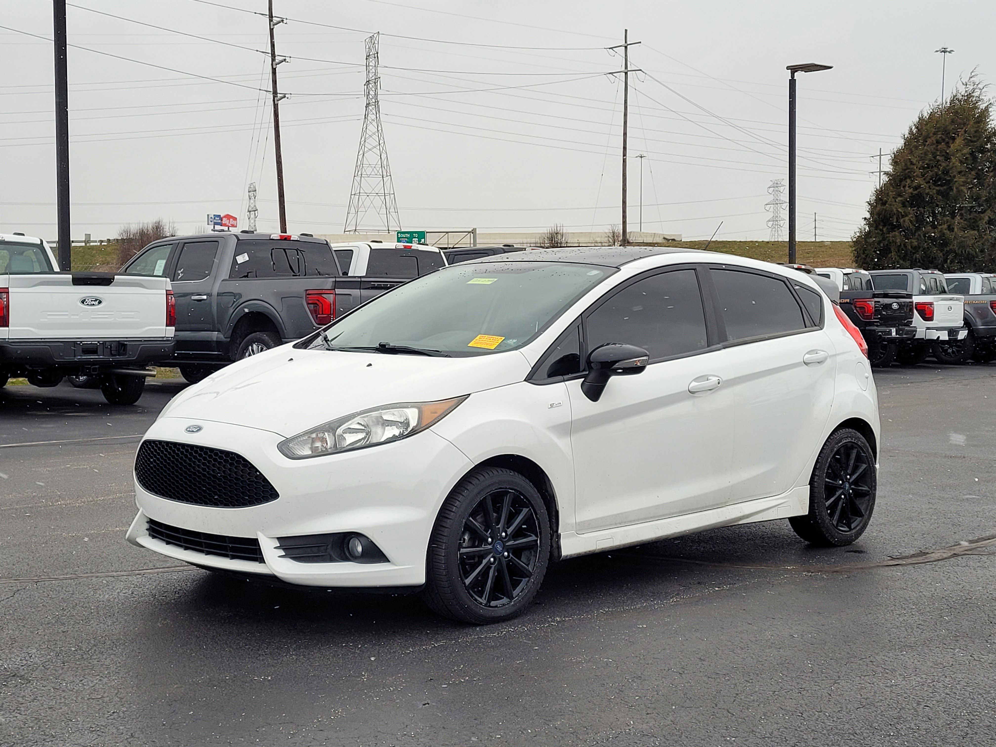 Used 2019 Ford Fiesta ST-Line w/ ST Line Cold Weather Package image 8